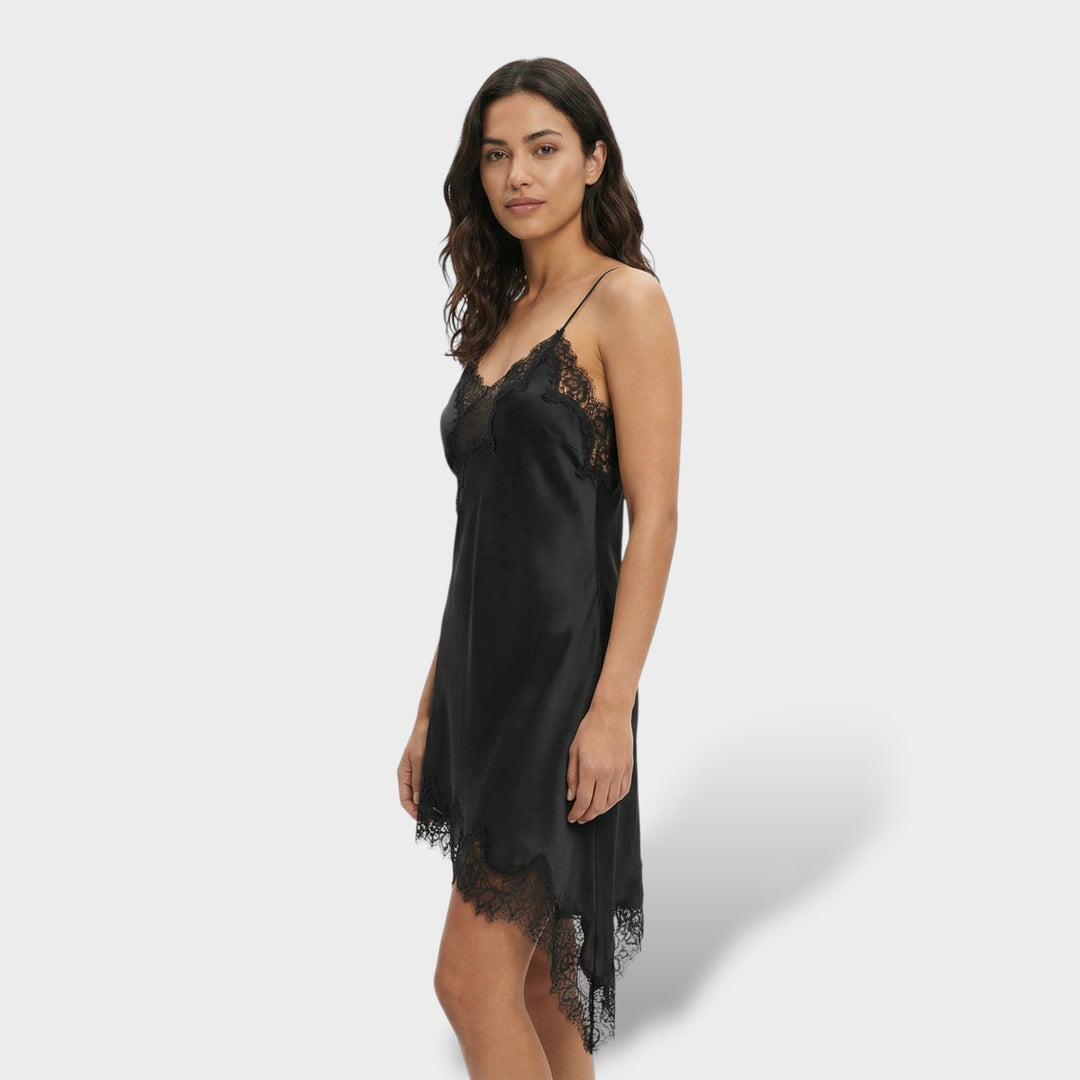 Robe Mini Dentelle Dos Nu