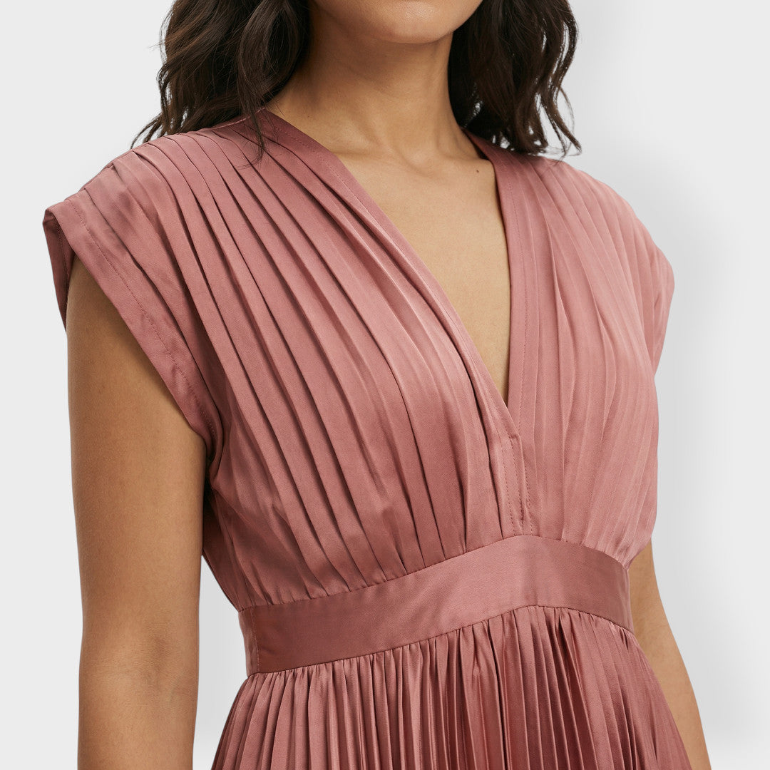 Robe Longue Plissée Femme Élégante