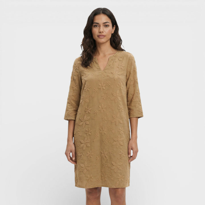 Robe Midi Brodée Fleurs Femme