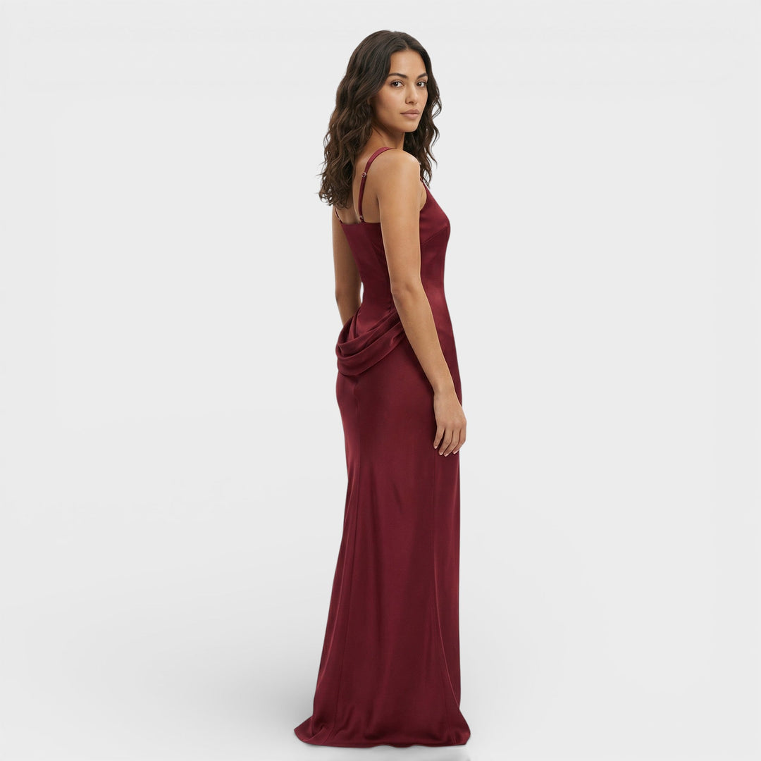 Robe Longue Dos Ouvert Élégante